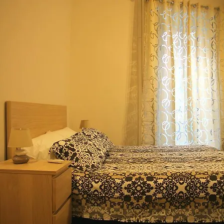 Cortile Stesicoro Bed & Breakfast 3*